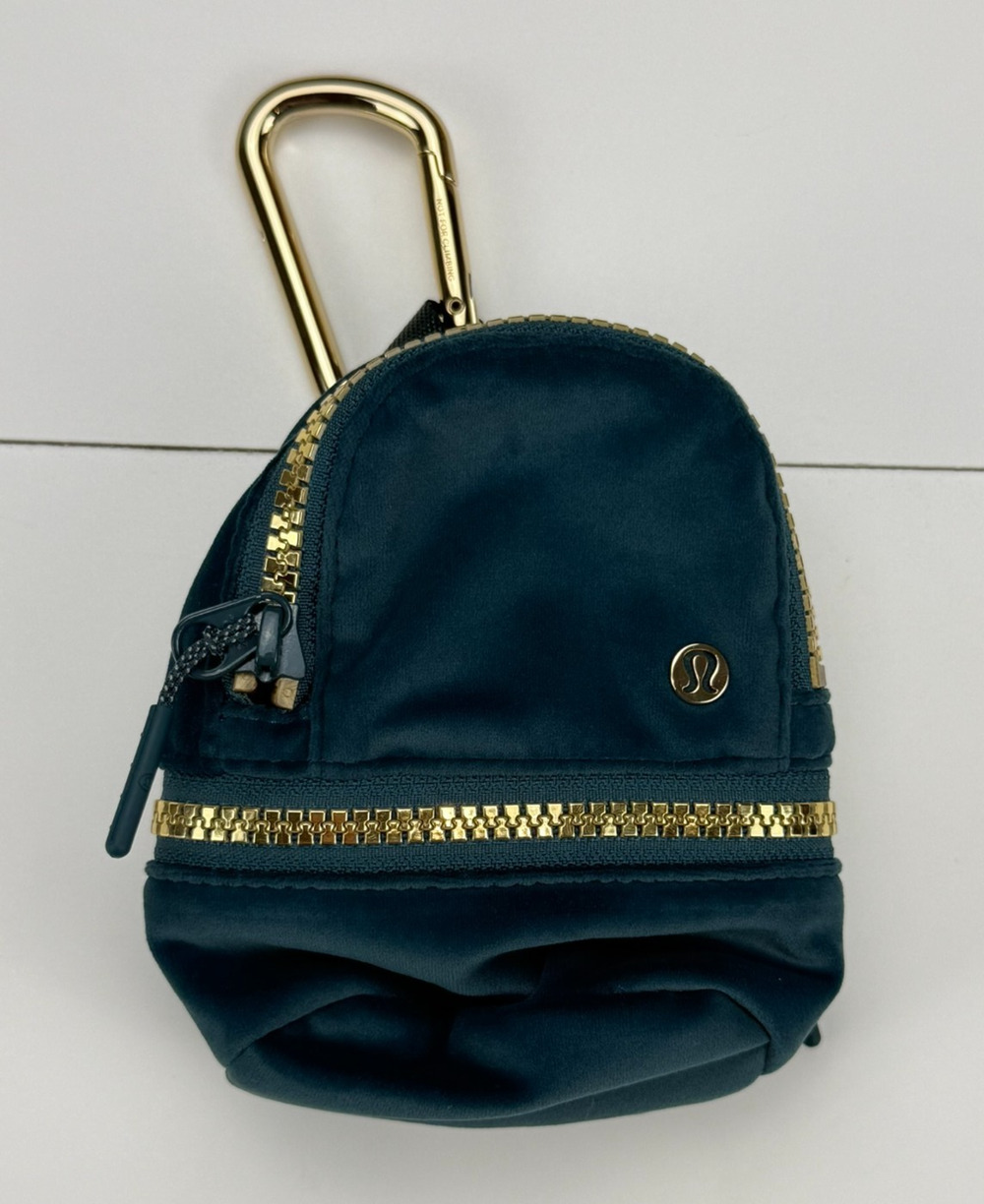 Lululemon Feeling Ready Pouch Velour Green Gold Zipper LW9EJQS O/S